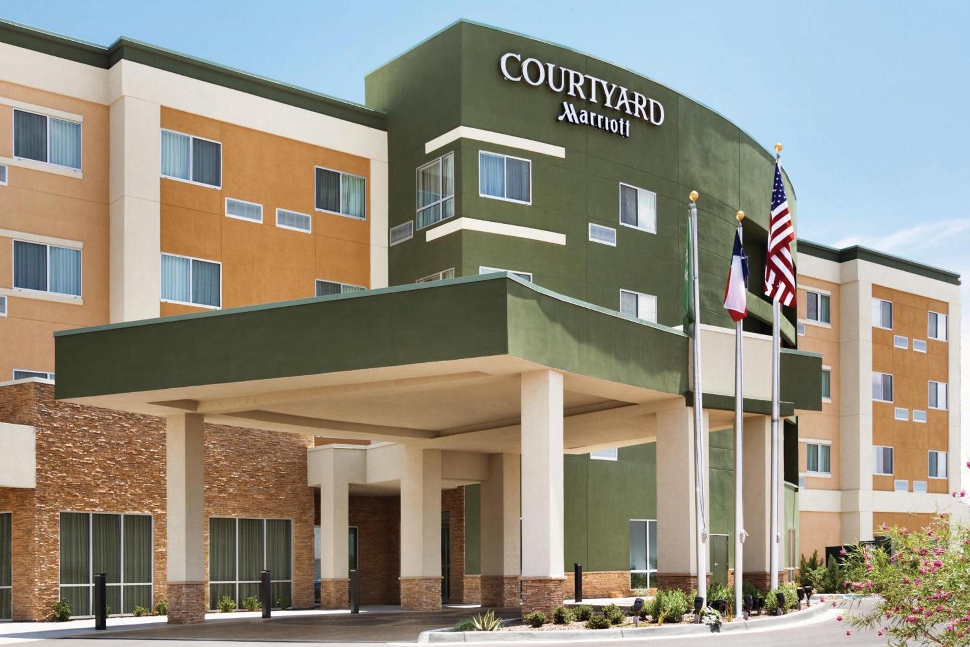 Hotel Courtyard By Marriott East/i-10